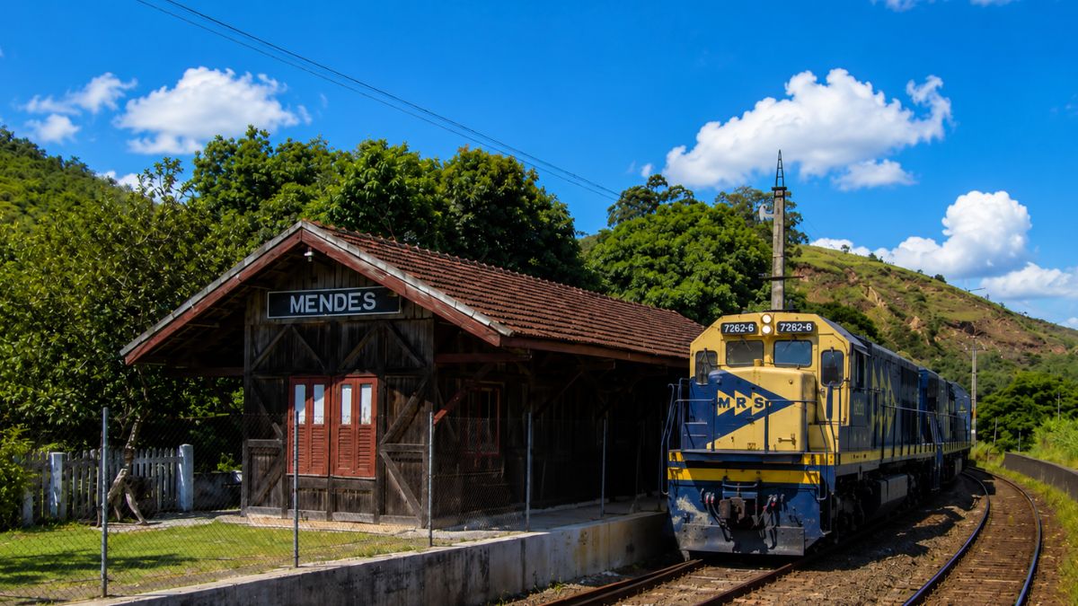 Estação Ferroviária Neri Ferreira