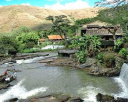 Cachoeira de Pentagna - Valença RJ Cachoeira de Pentagna - Valença RJ